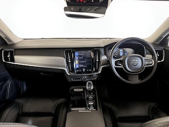 Used Volvo V90 2019 for sale - 76557452: Photo