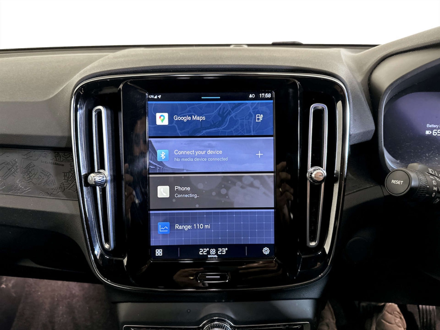 Used Volvo XC40 2023 for sale - 77682103: Photo 22