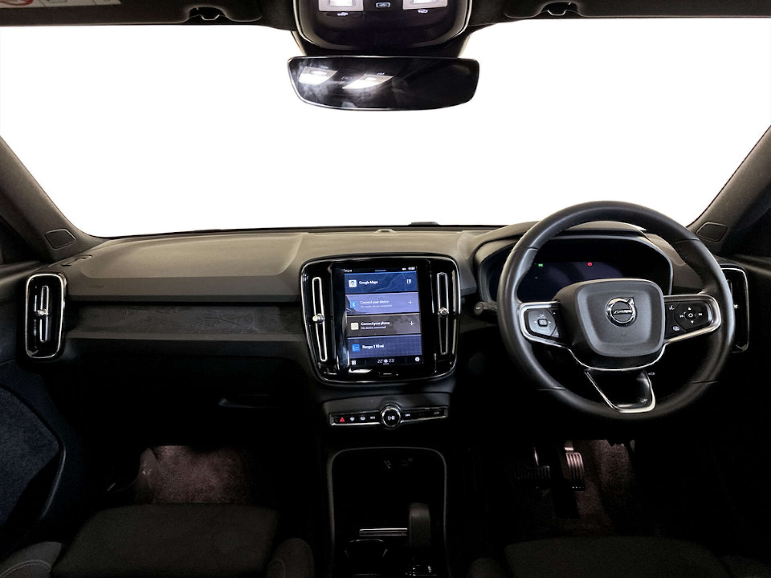 Used Volvo XC40 2023 for sale - 77682103: Photo 3