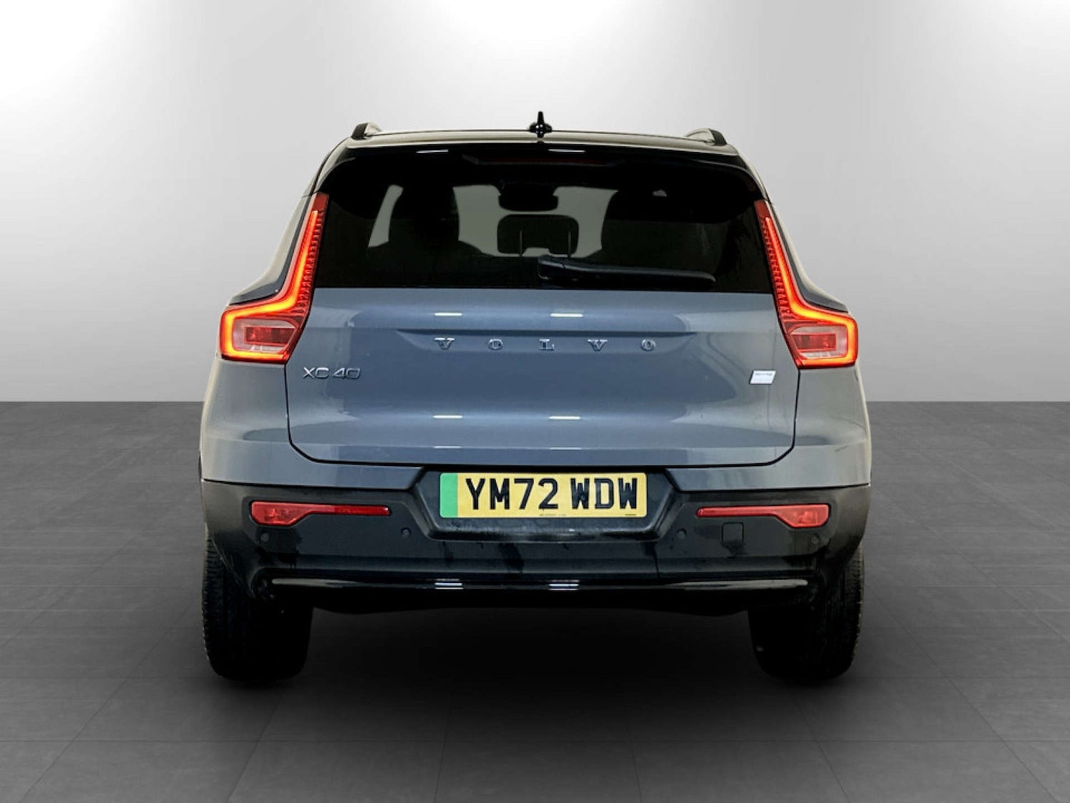 Used Volvo XC40 2023 for sale - 77682103: Photo 9
