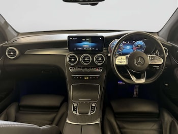 Used Mercedes-Benz GLC 2020 for sale - 77968976: Photo