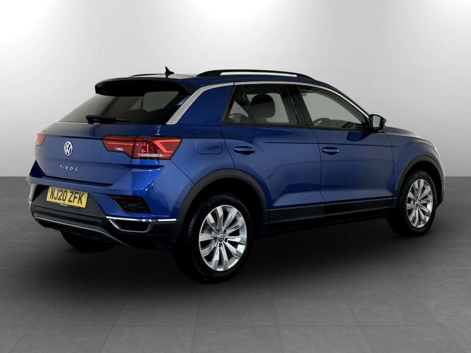 Used Volkswagen T-Roc 2020 for sale - 77185280: Photo 10