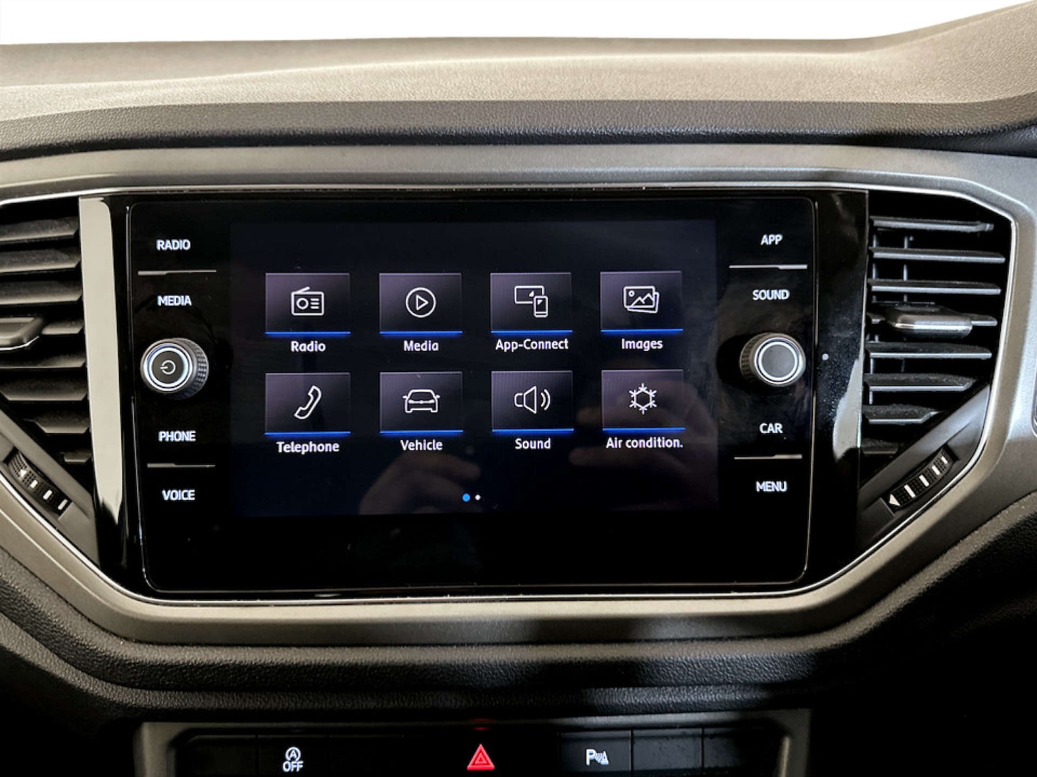 Used Volkswagen T-Roc 2020 for sale - 77185280: Photo 22