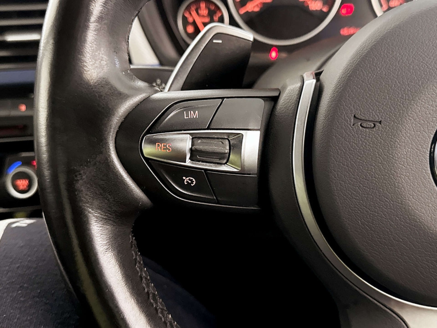 Used BMW 3 Series 2017 for sale - 77227805: Photo 17