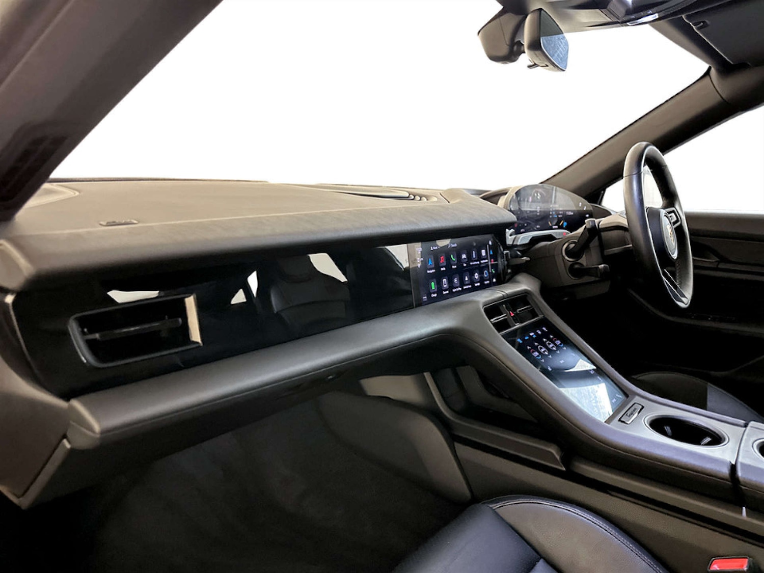 Used Porsche Taycan 2023 for sale - 77547726: Photo 12