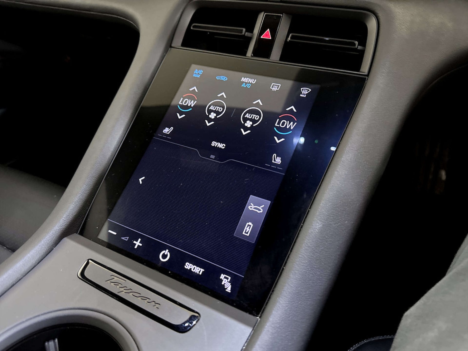 Used Porsche Taycan 2023 for sale - 77547726: Photo 27