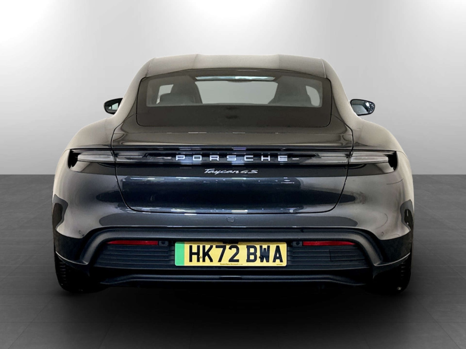 Used Porsche Taycan 2023 for sale - 77547726: Photo 9