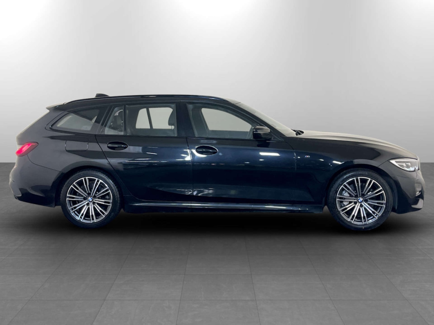 Used BMW 3 Series 2021 for sale - 77211839: Photo 11