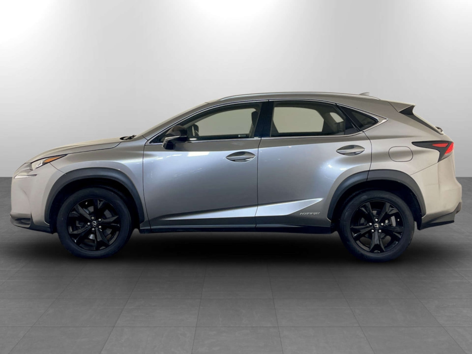 Used Lexus NX 2017 for sale - 77353585: Photo 5