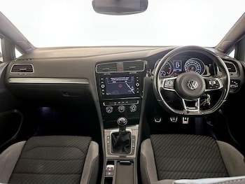 Used Volkswagen Golf 2018 for sale - 76222714: Photo 3