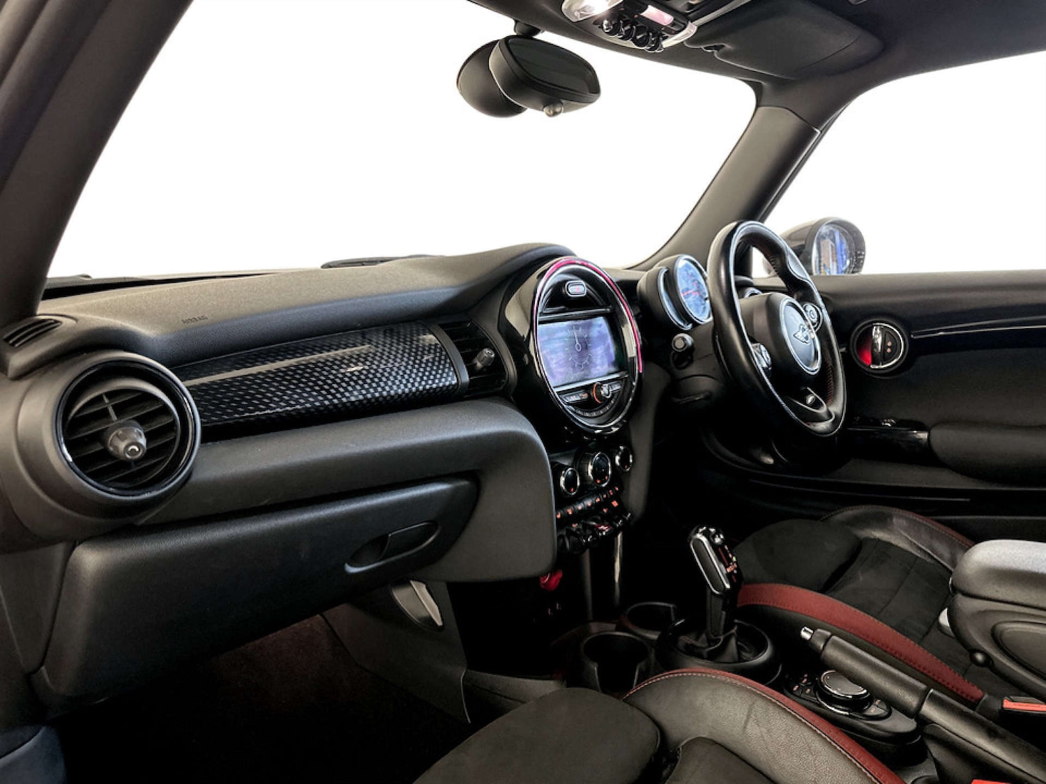 Used MINI Hatch 2019 for sale - 77185052: Photo 12