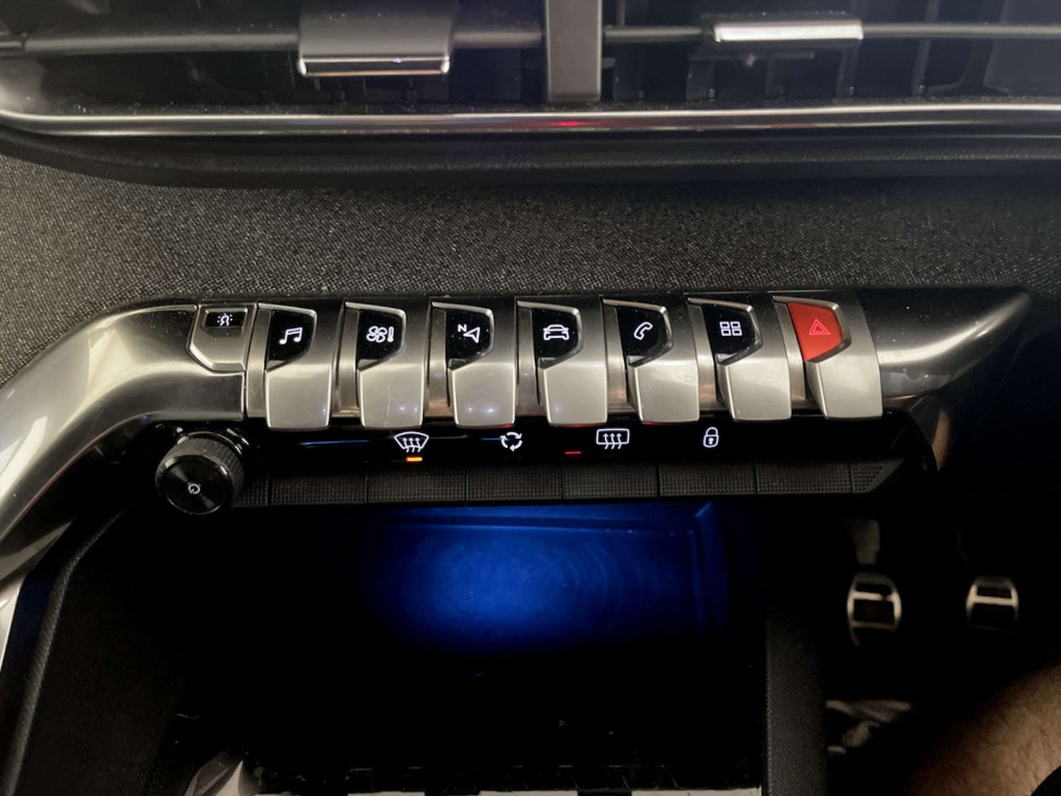 Used Peugeot 3008 2017 for sale - 77326112: Photo 25