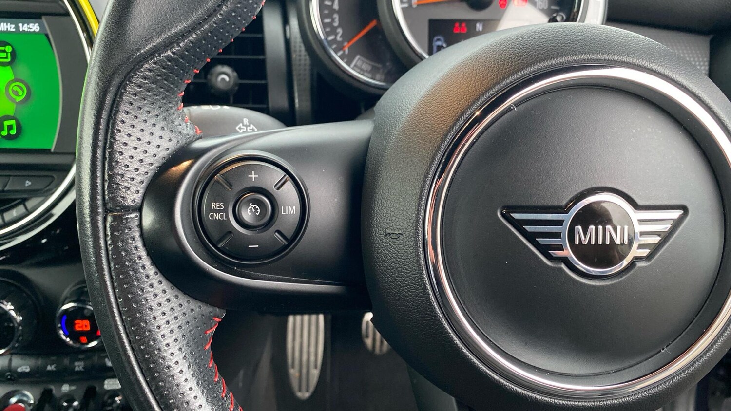 Used MINI Hatch 2020 for sale - 76760075: Photo 17