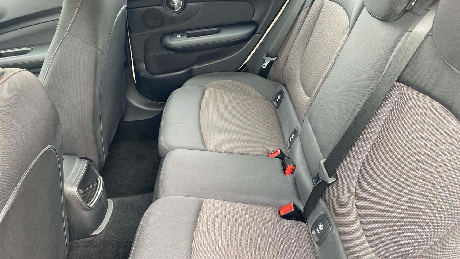 Used MINI Clubman 2019 for sale - 76760060: Photo 12