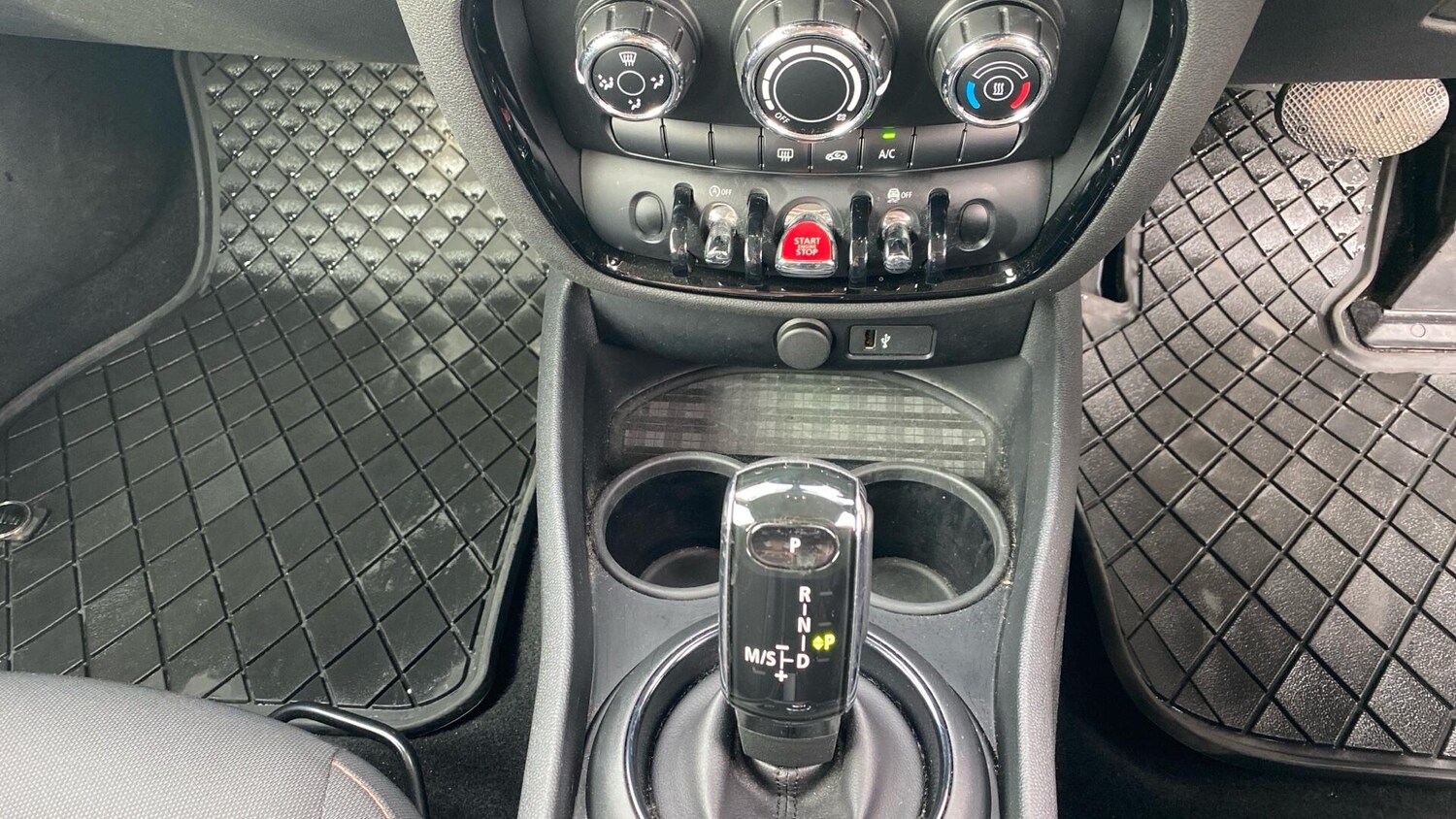 Used MINI Clubman 2019 for sale - 76760060: Photo 30