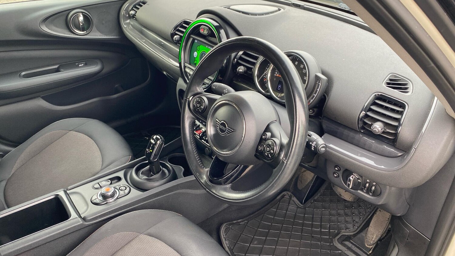 Used MINI Clubman 2019 for sale - 76760060: Photo 6