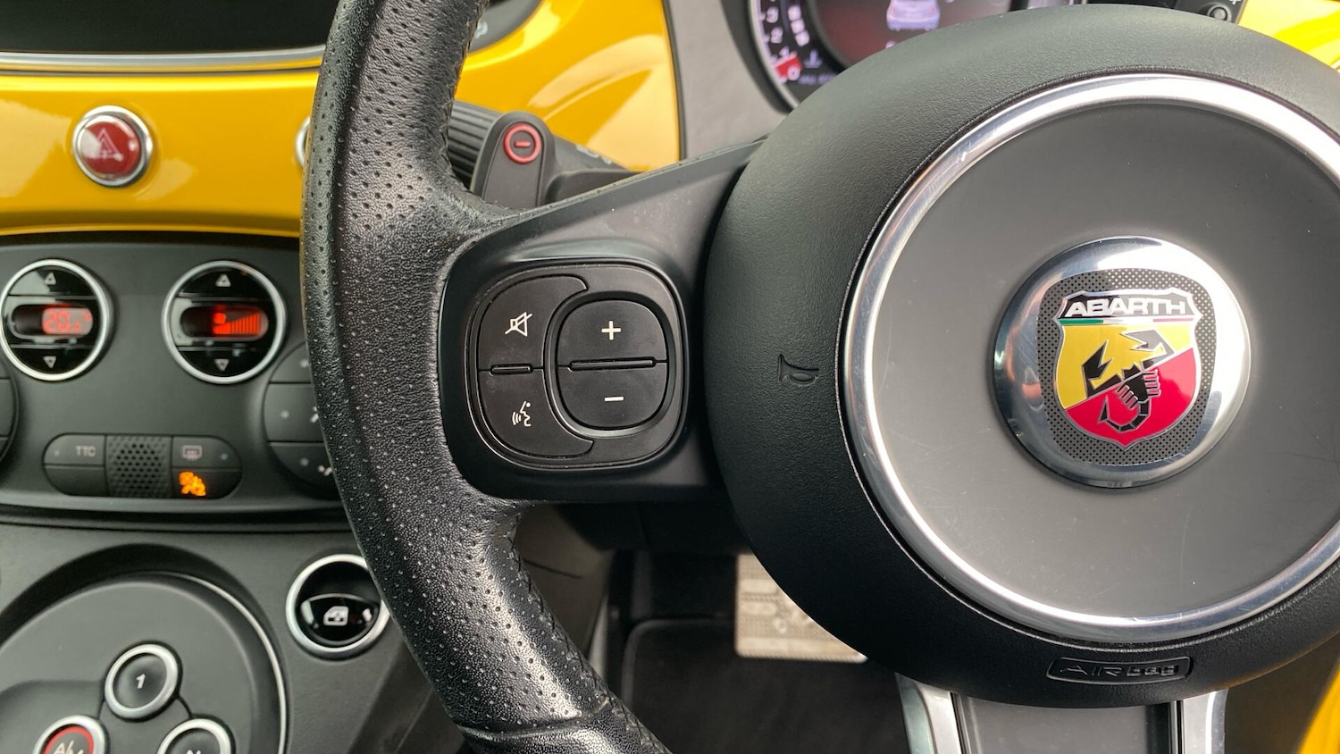 Used Abarth 595 2017 for sale - 77808126: Photo 17