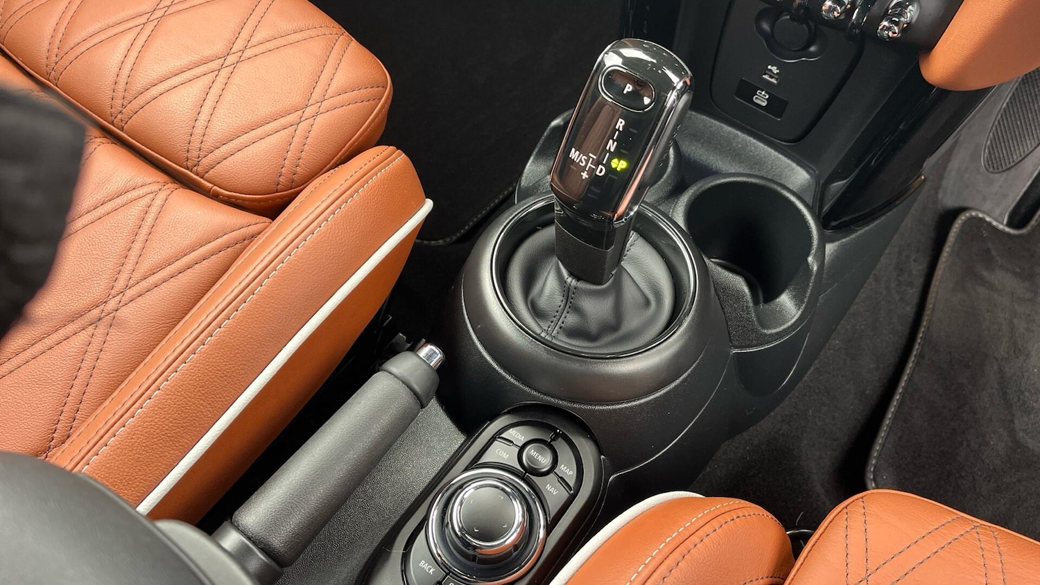 Used MINI Convertible 2023 for sale - 77612481: Photo 10