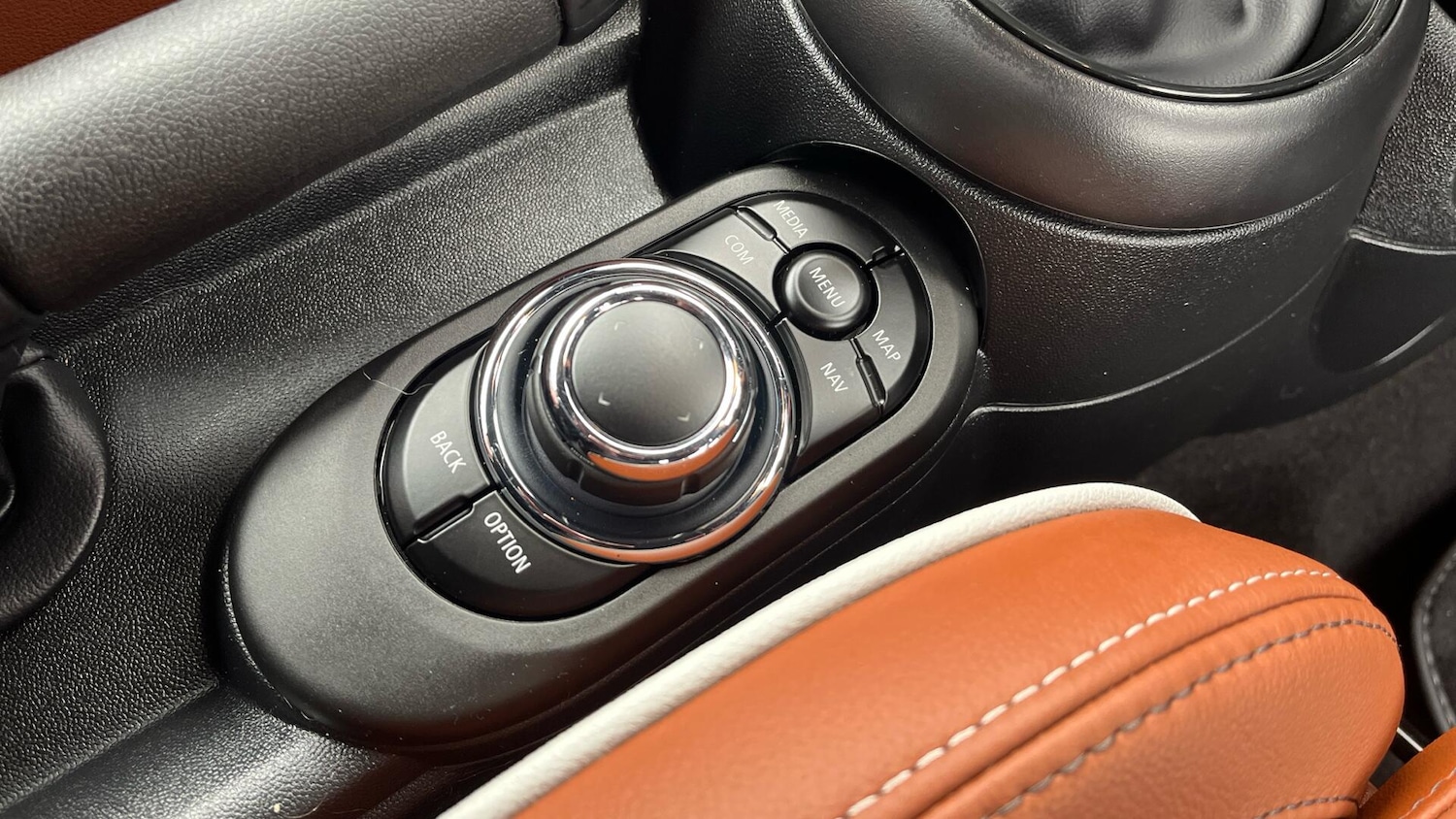 Used MINI Convertible 2023 for sale - 77612481: Photo 19