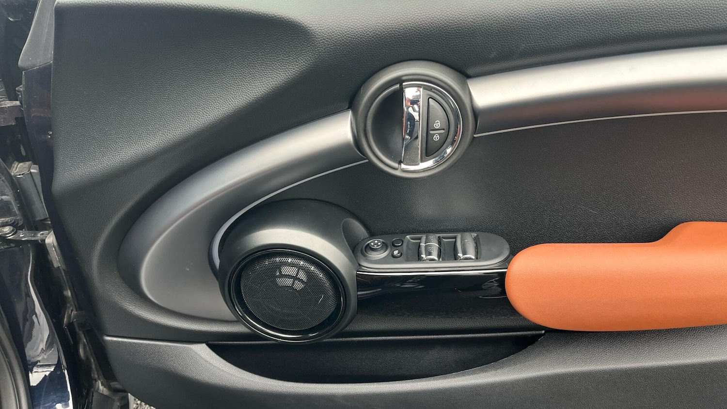 Used MINI Convertible 2023 for sale - 77612481: Photo 20