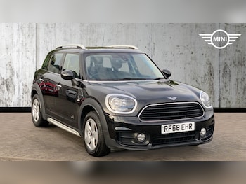 Used MINI Countryman 2018 for sale - 76760080: Photo