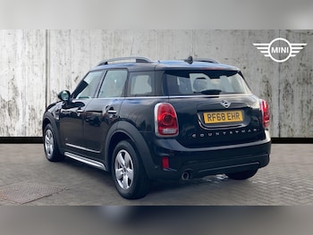 Used MINI Countryman 2018 for sale - 76760080: Photo