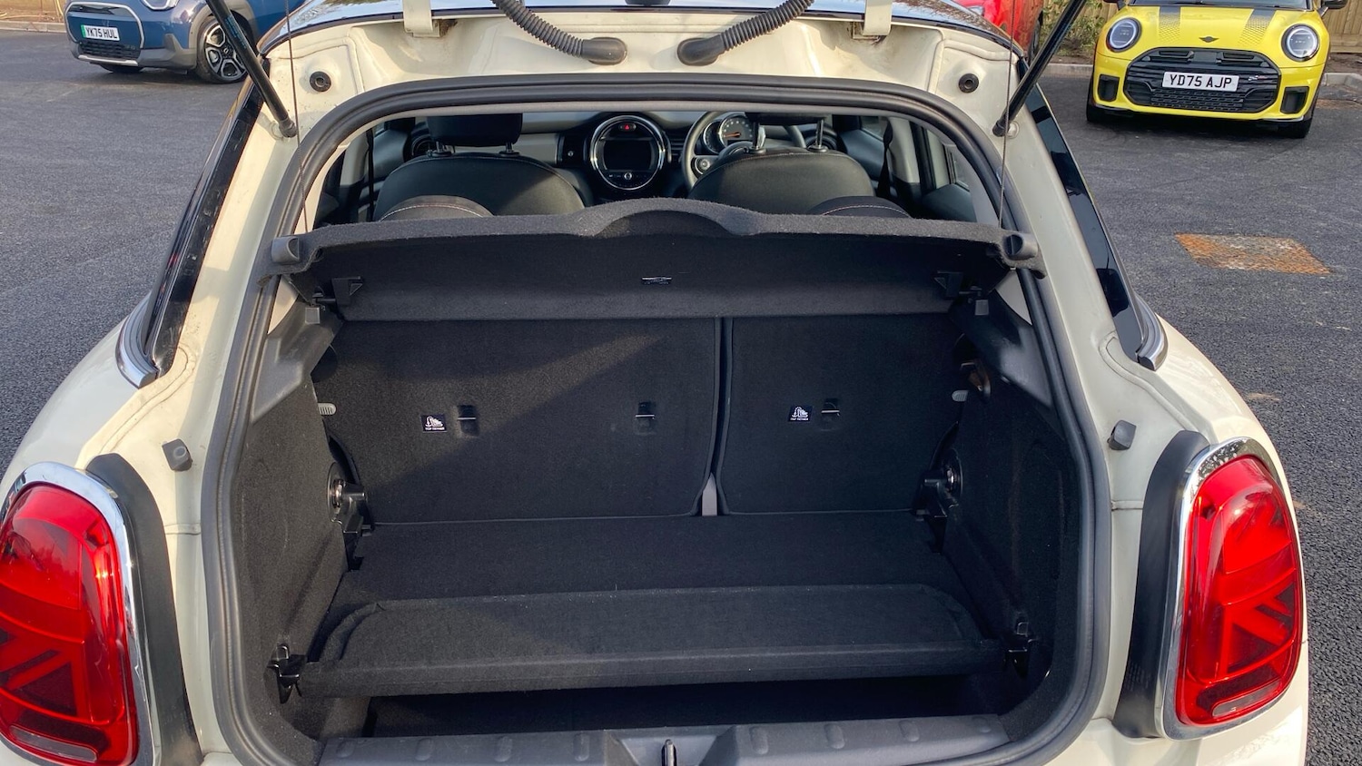 Used MINI Hatch 2019 for sale - 77993480: Photo 13