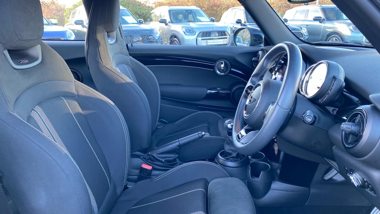 Used MINI Hatch 2022 for sale - 76760184: Photo 11