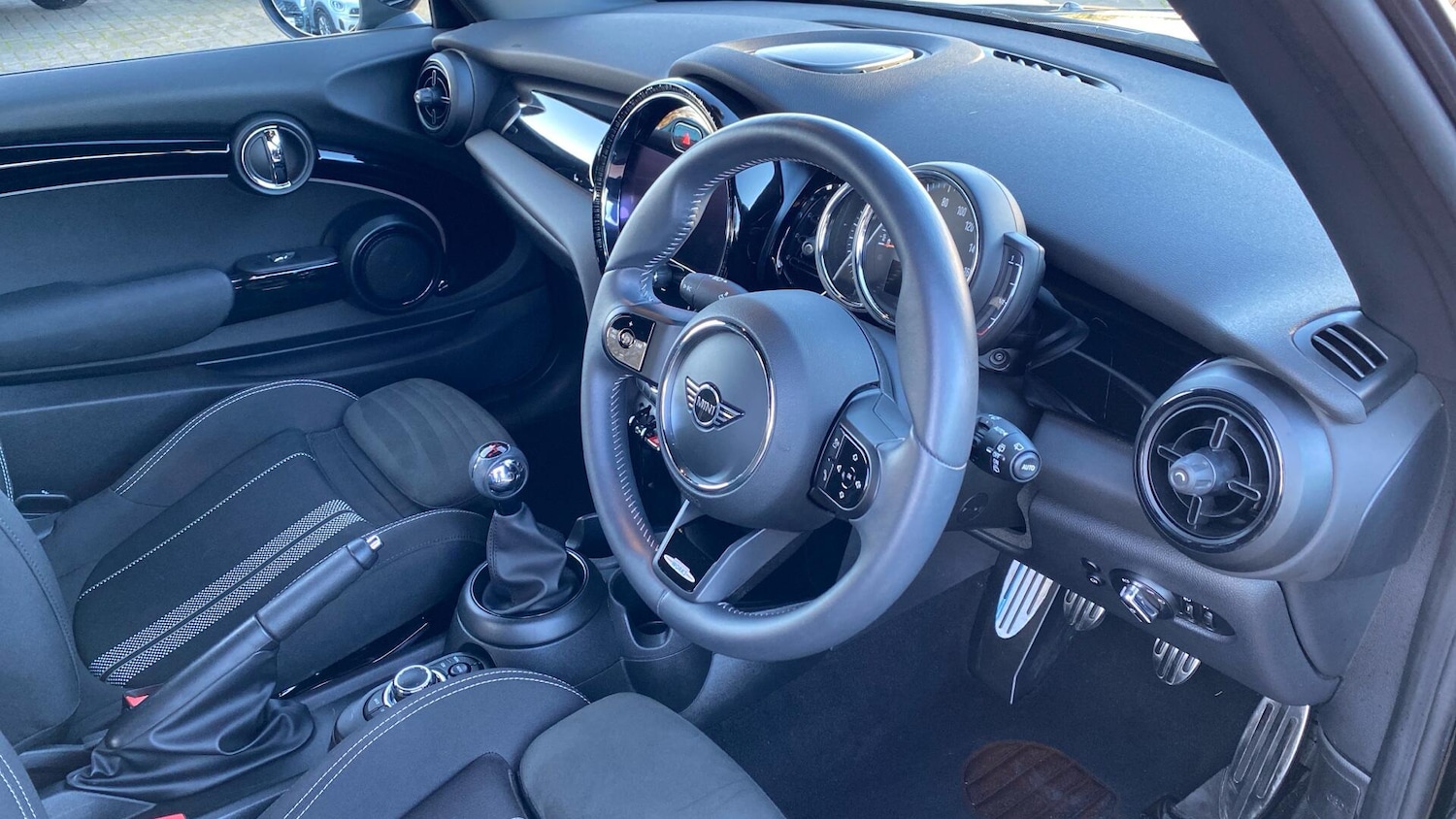 Used MINI Hatch 2022 for sale - 76760184: Photo 6