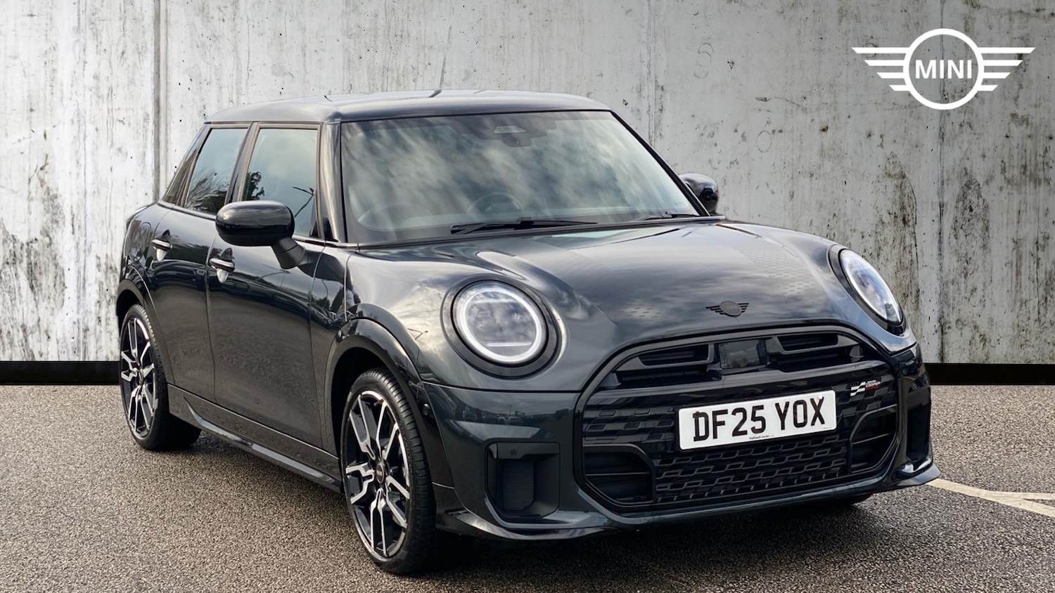 Used MINI Hatch 2025 for sale - 76839849: Photo 1