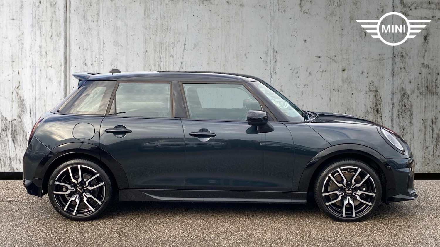 Used MINI Hatch 2025 for sale - 76839849: Photo 3