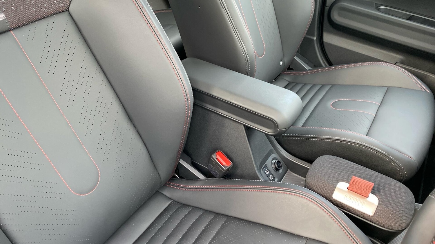 Used MINI Hatch 2025 for sale - 76839849: Photo 51