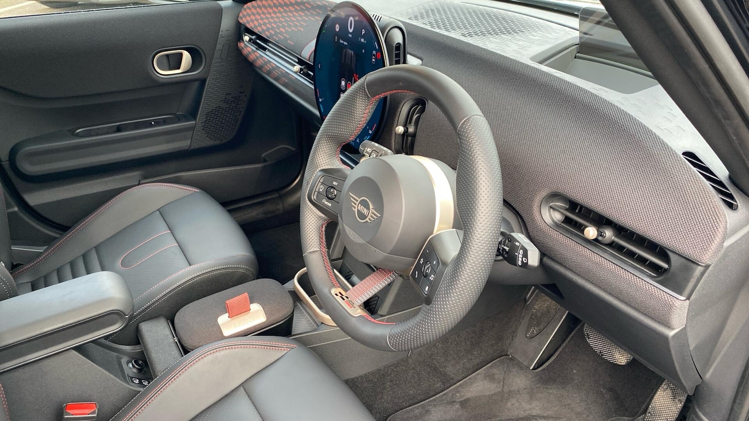 Used MINI Hatch 2025 for sale - 76839849: Photo 6