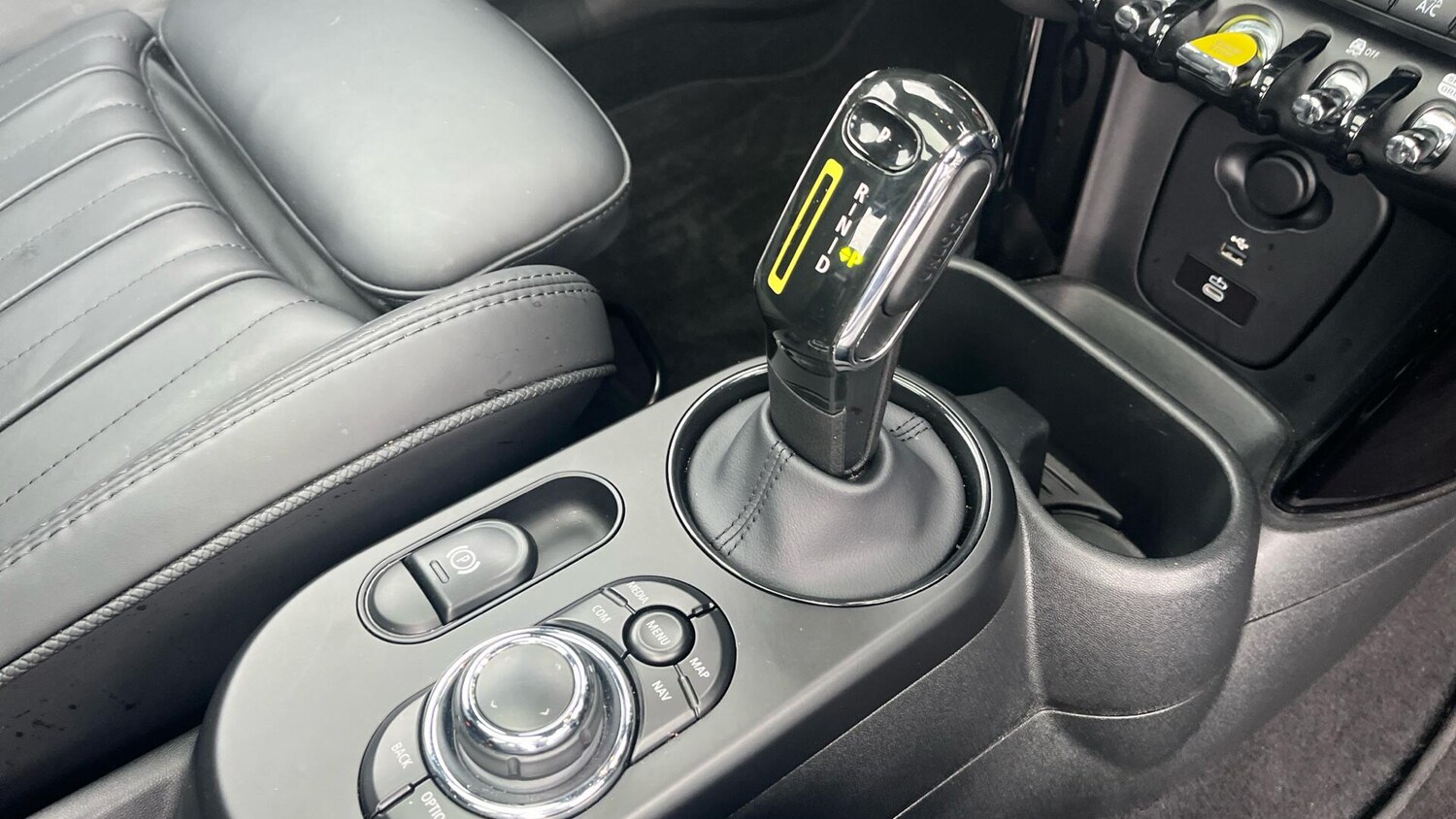 Used MINI Hatch 2023 for sale - 77994350: Photo 10