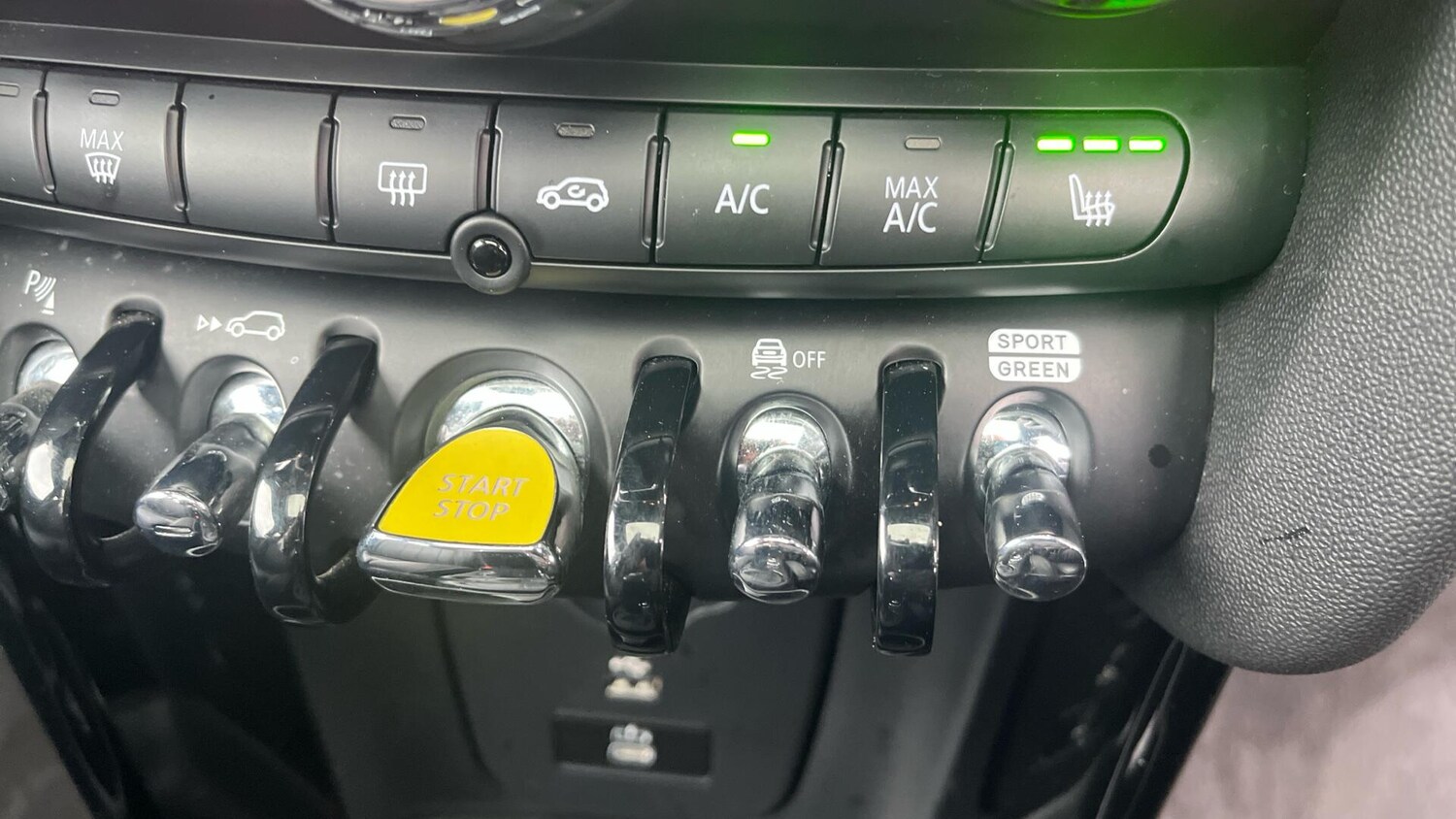 Used MINI Hatch 2023 for sale - 77994350: Photo 28