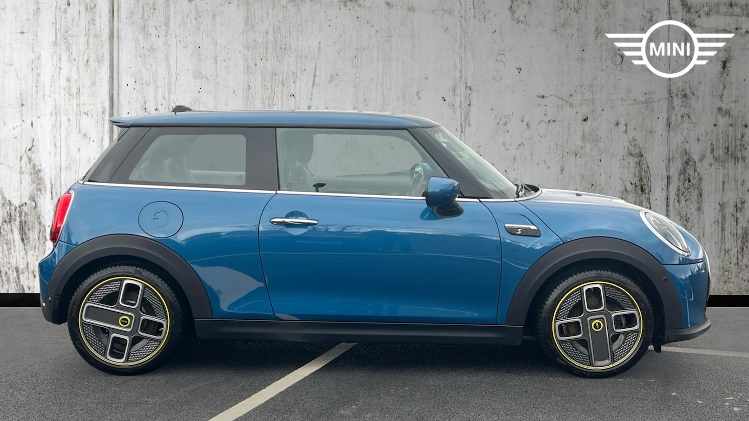 Used MINI Hatch 2023 for sale - 77994350: Photo 3