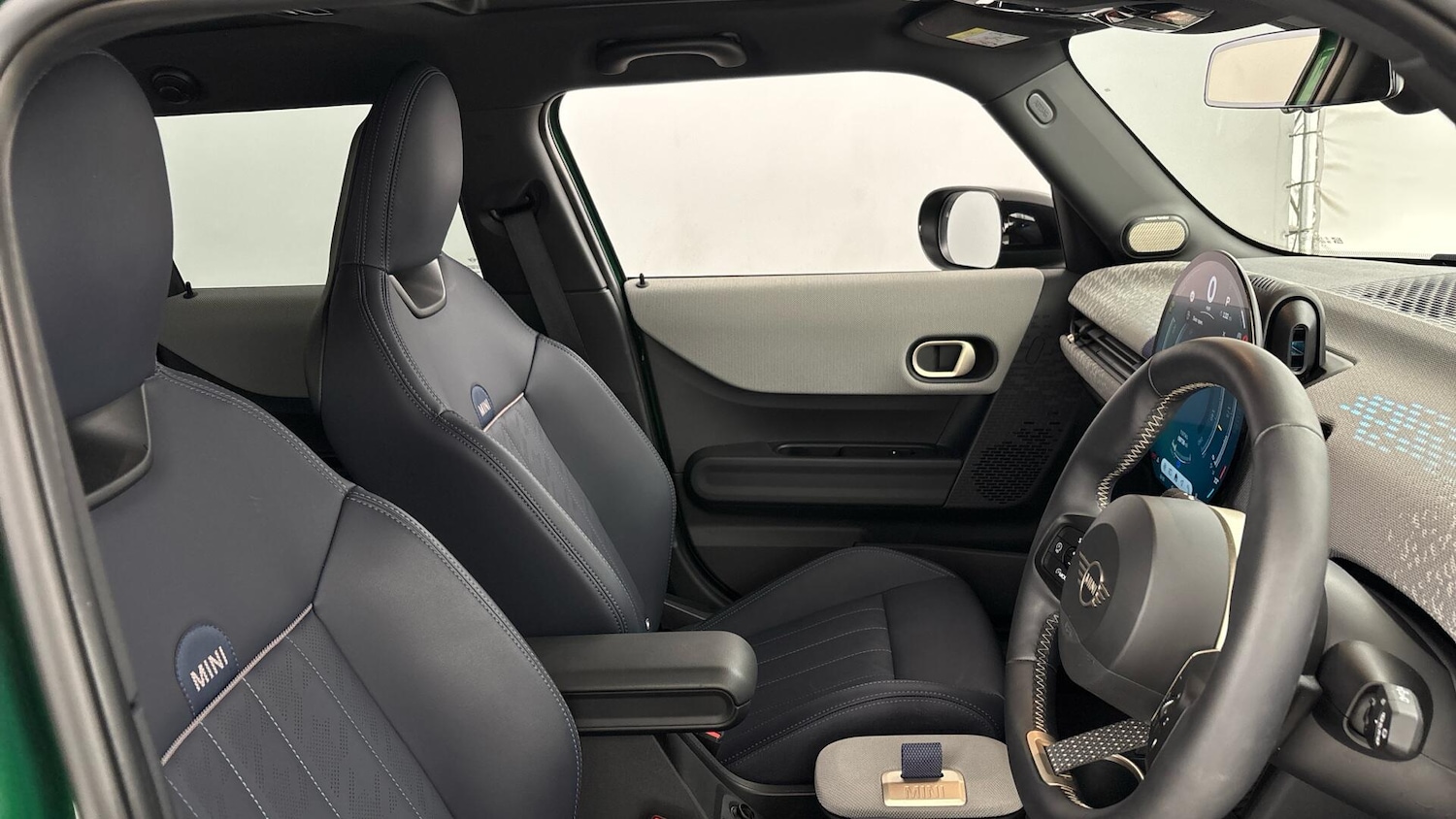 Used MINI Cooper 2025 for sale - 76760307: Photo 11