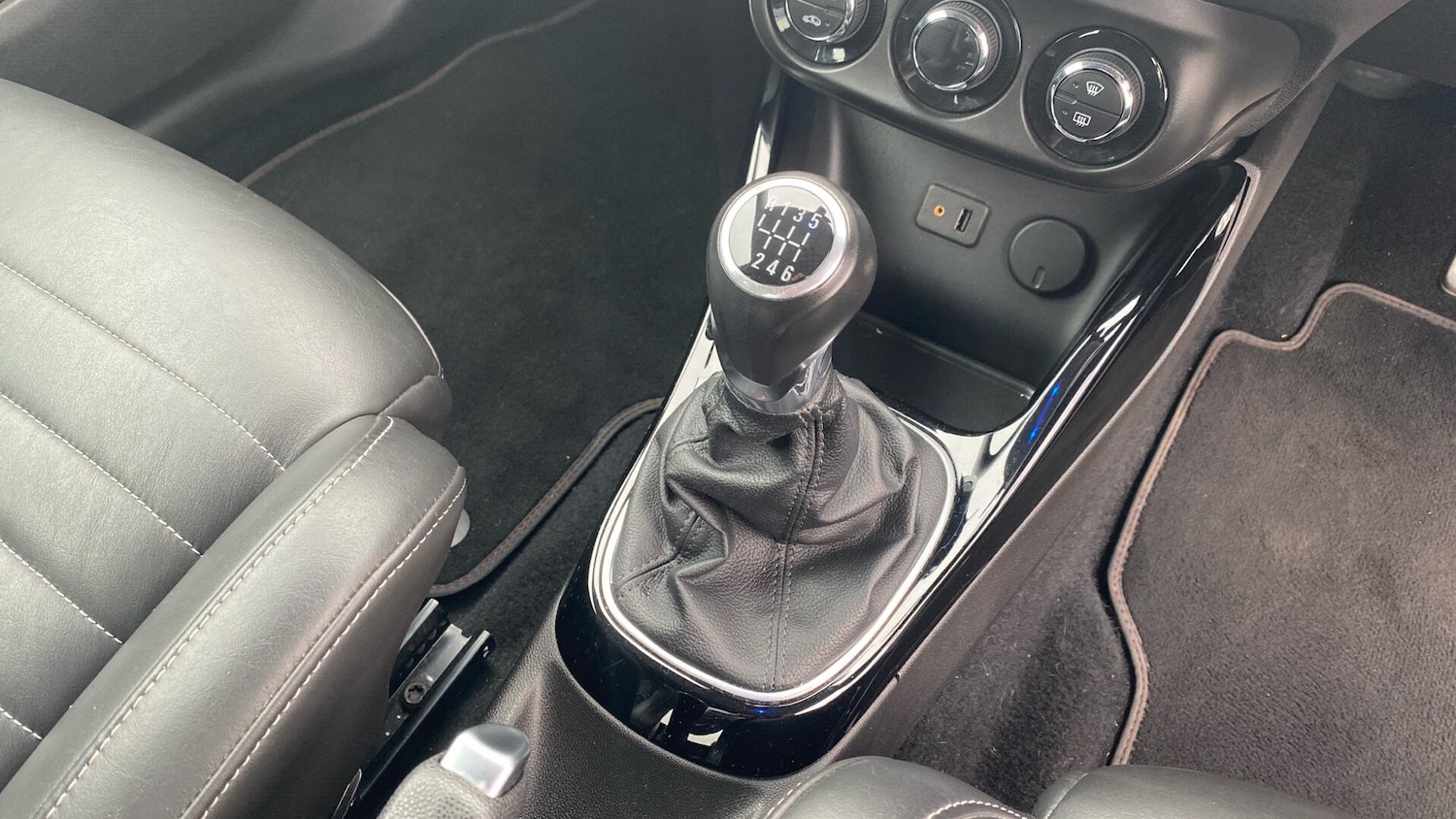 Used Vauxhall ADAM 2015 for sale - 77993053: Photo 19