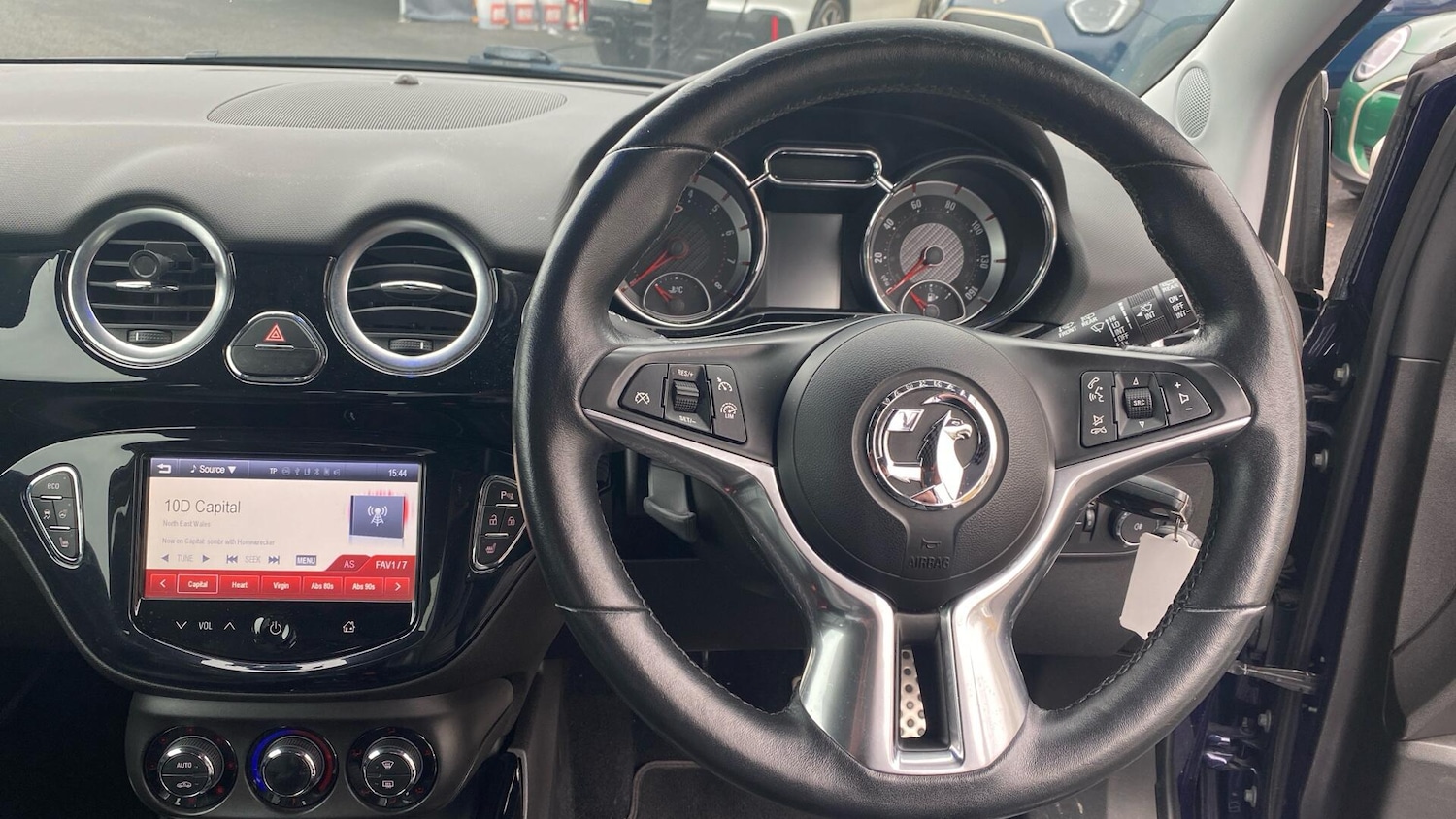 Used Vauxhall ADAM 2015 for sale - 77993053: Photo 5