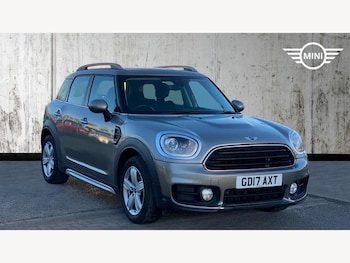 (17) - Cooper ALL4 Countryman 5-Door