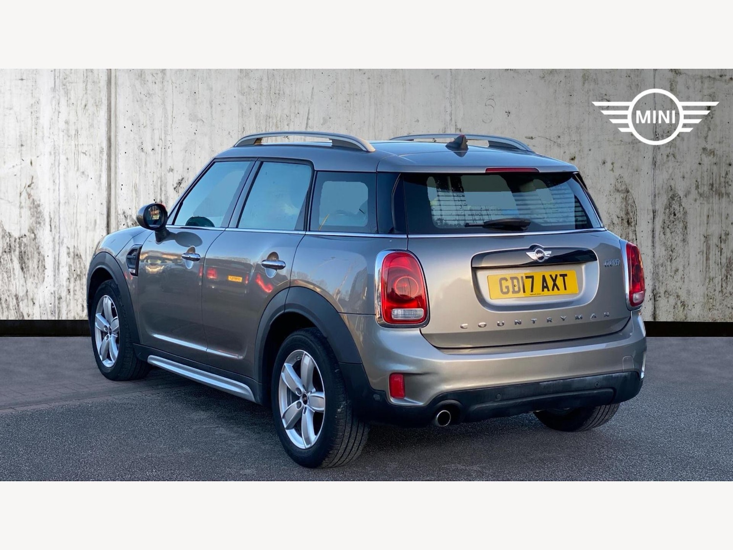 Used MINI Countryman 2017 for sale - 77237944: Photo 2