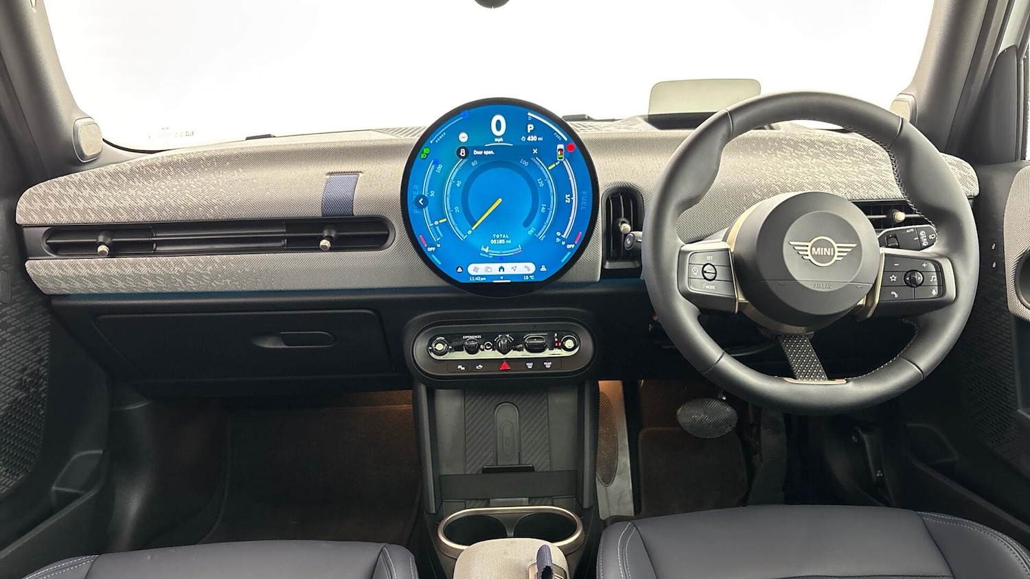 Used MINI Cooper 2025 for sale - 76760276: Photo 4