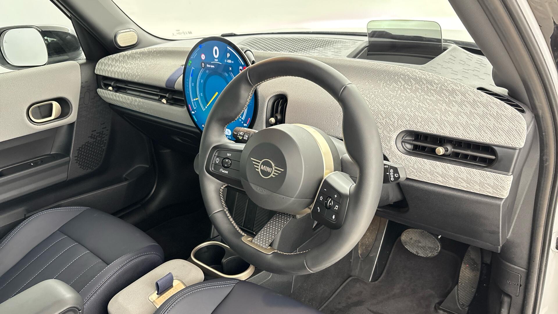 Used MINI Cooper 2025 for sale - 76760276: Photo 6