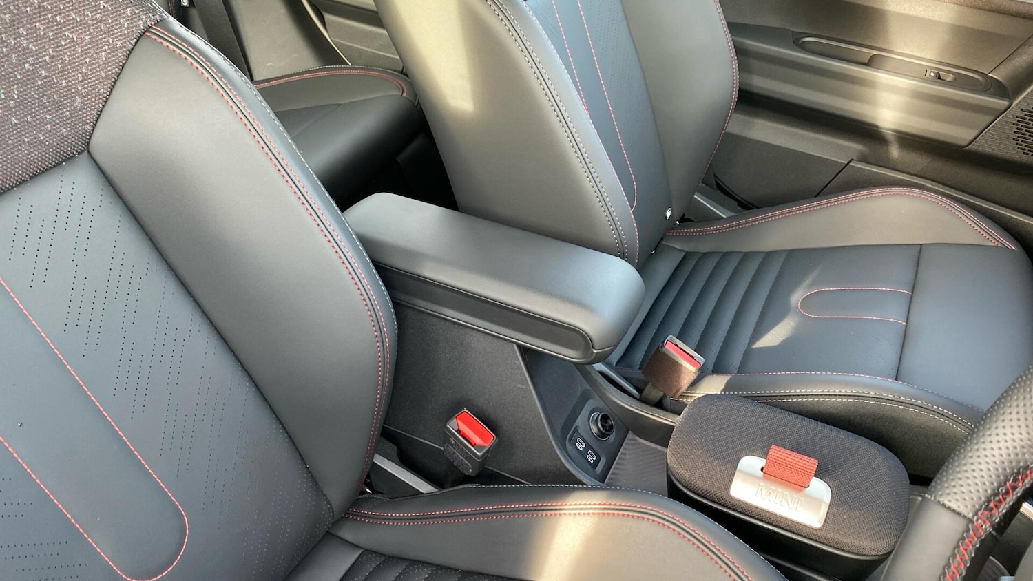 Used MINI Cooper 2025 for sale - 76760199: Photo 53