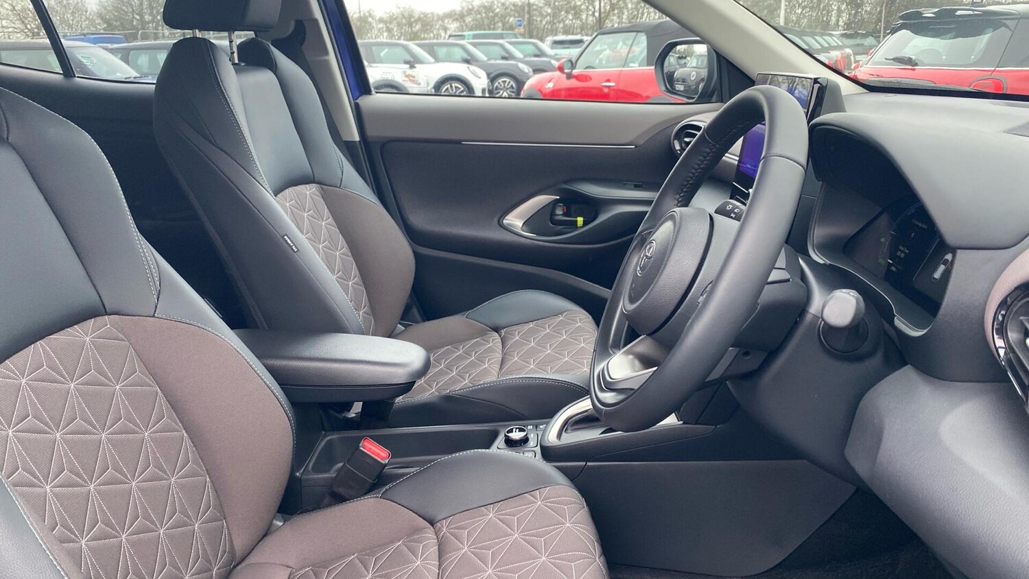 Used Toyota Yaris Cross 2024 for sale - 77455058: Photo 11