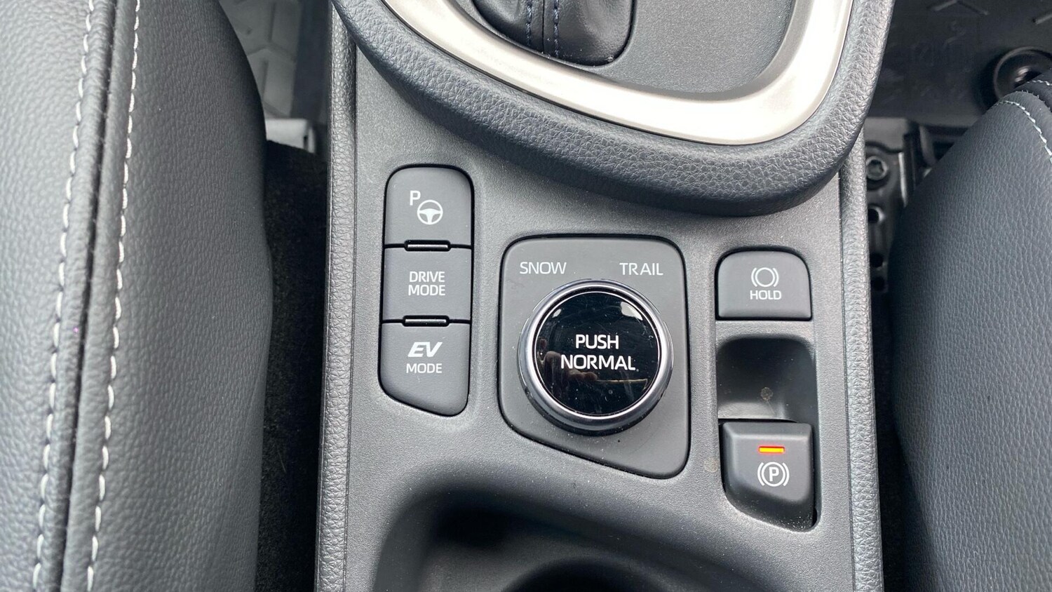 Used Toyota Yaris Cross 2024 for sale - 77455058: Photo 28