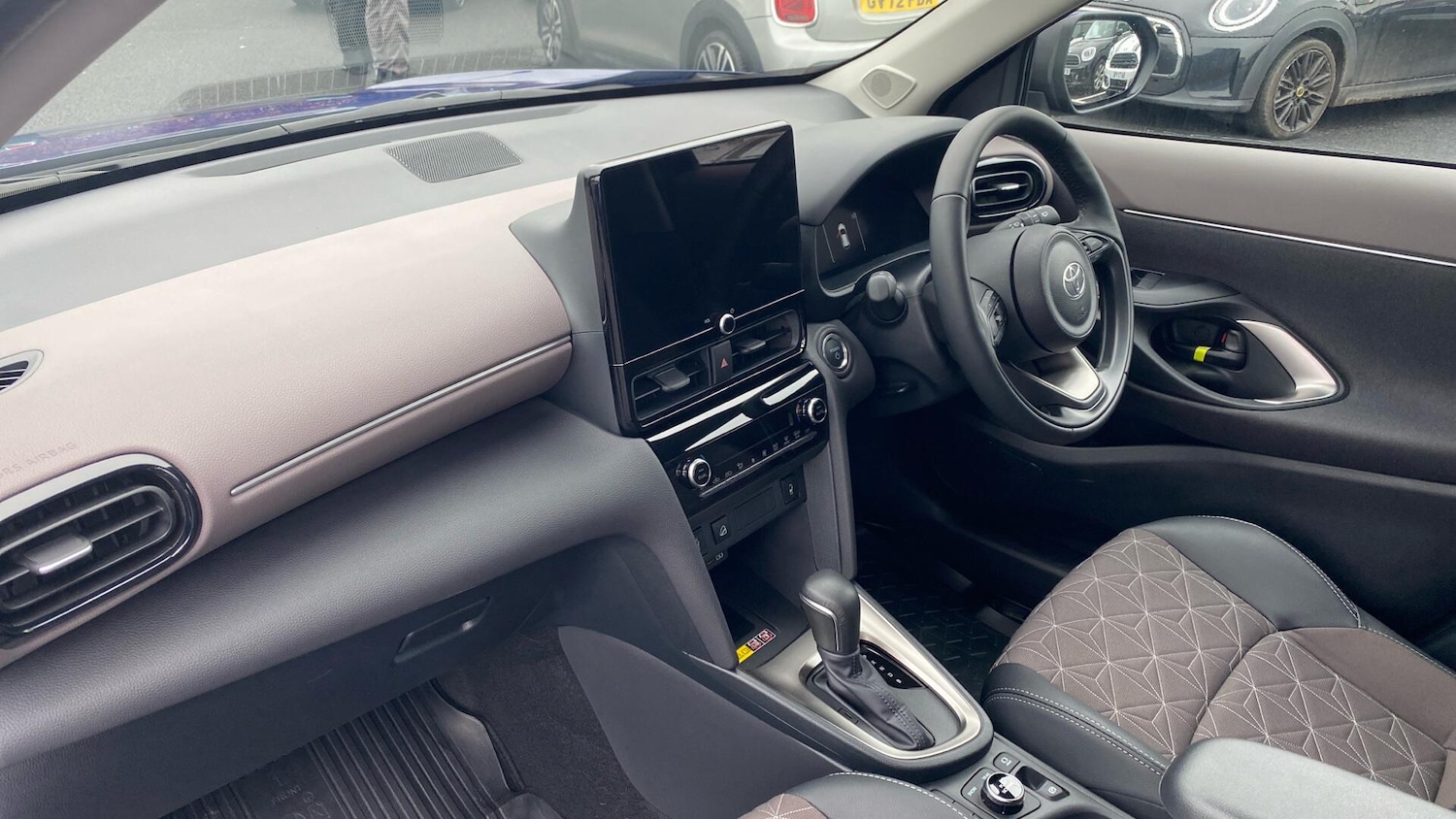 Used Toyota Yaris Cross 2024 for sale - 77455058: Photo 7