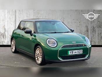 2024 (74) - Cooper SE 3-Door