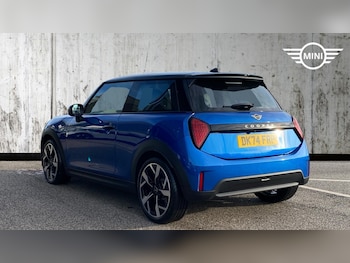 Used MINI Cooper 2024 for sale - 76965583: Photo