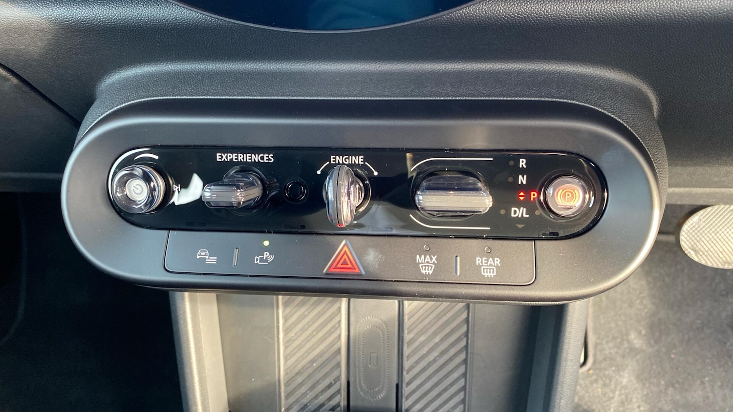 Used MINI Cooper 2024 for sale - 76965583: Photo 32